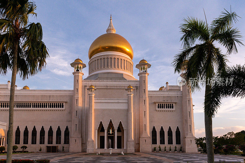 文莱达鲁萨兰国的Omar Ali Saifuddien清真寺